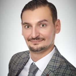 TOMASZ
