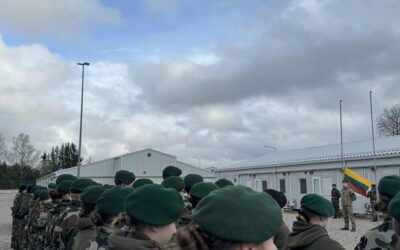 Jaunieji šauliai varžosi dėl kelialapio į Jungtinės Karalystės armijos kadetų stovyklą